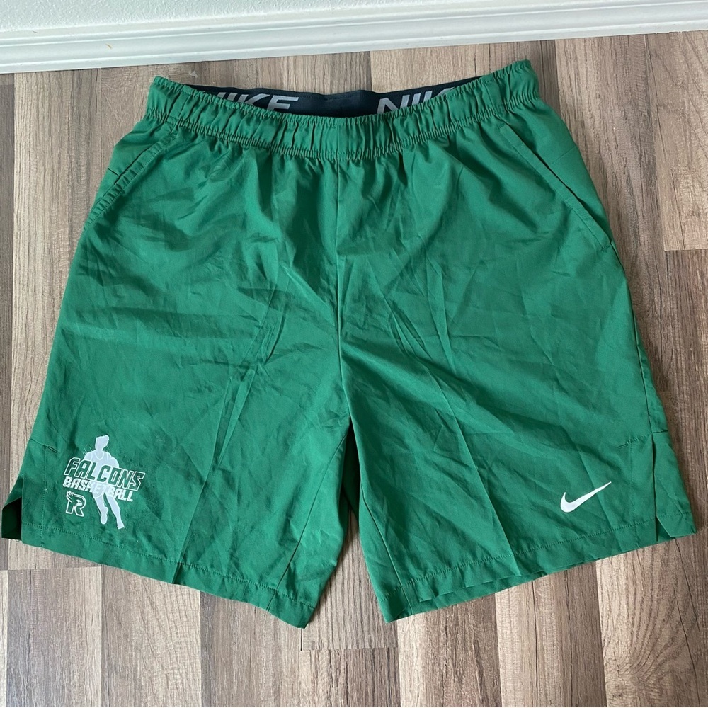Nike Green Men's Shorts size L